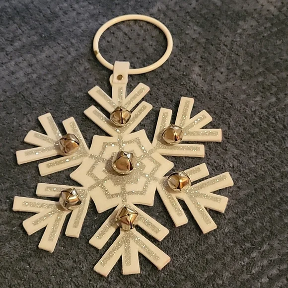 NEW SET OF 4 CHRISTMAS DECORATIONS - Picture 8 of 17